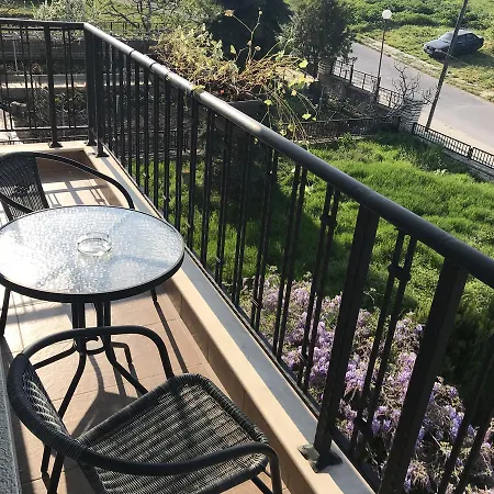 Hills Πανσιόν